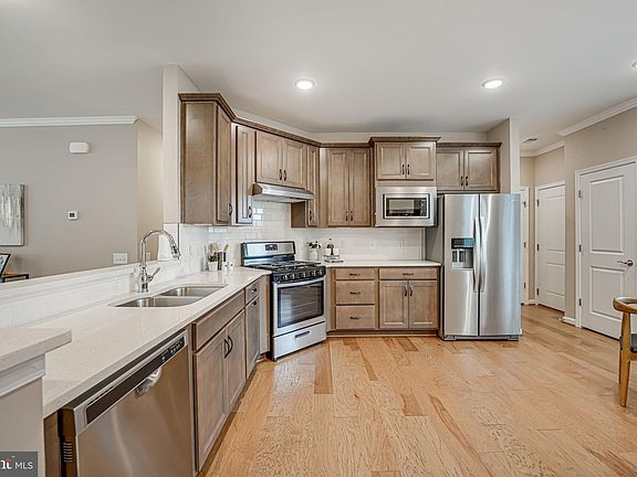4th image of 21899 Hawksbill High Cir
