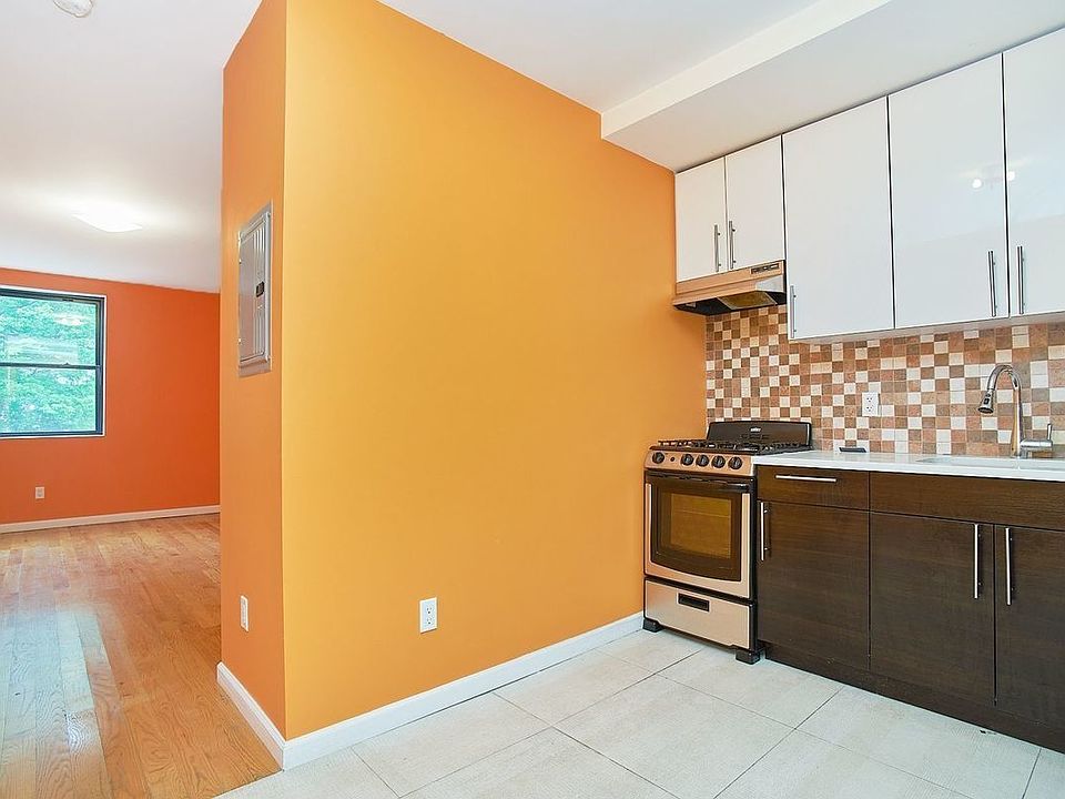 1st image of 3051 Brighton 3 St #105