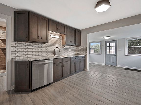 4th image of 3513 Park Ave APT 2