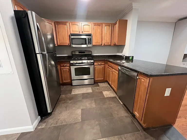 446 Belgrade Ave #109 — Photo 9