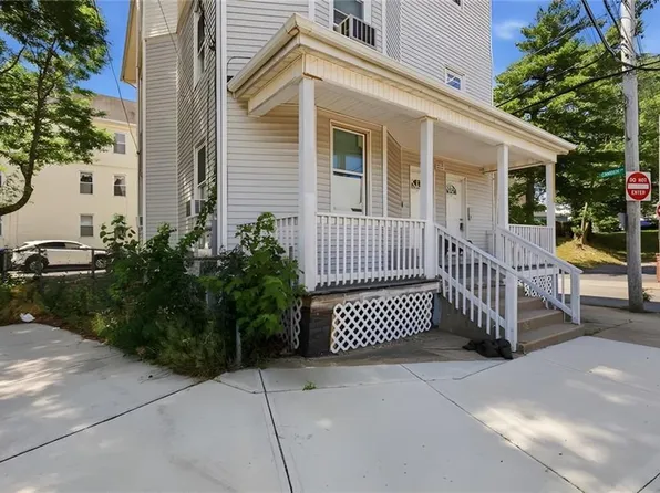 374 Douglas Ave Floor 3, Providence, RI 02908
