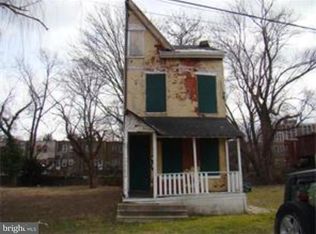 15 Walnut Ave, Trenton, NJ 08609