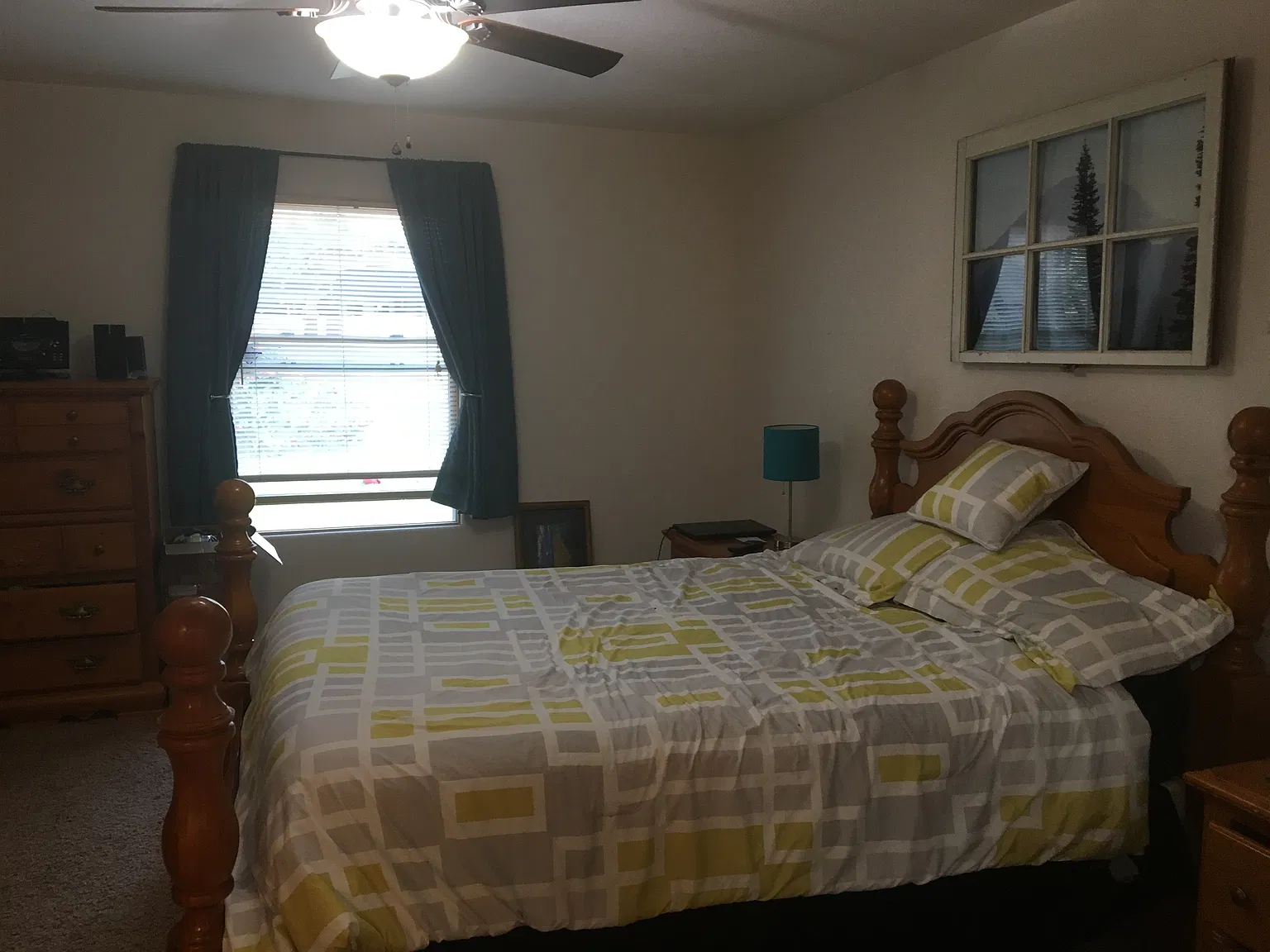 3 bed, 2.5 bath, 1862 sqft, $2,400 — Photo 2