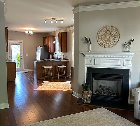 5th image of 16602 Spruell St