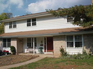 4008 Woodvale Rd, Harrisburg, PA 17109