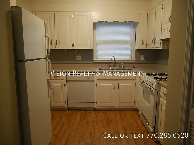205 Old Bremen Rd — Photo 3