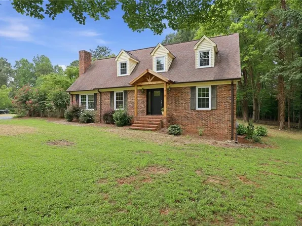 360 Small Rd, Randleman, NC 27317