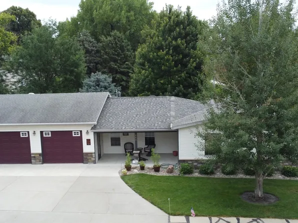 806 15th St, Wisner, NE 68791