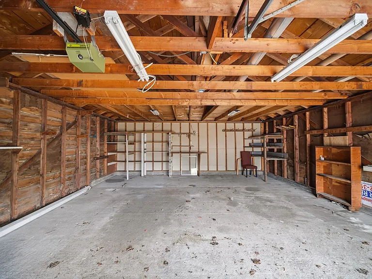 2403 W Everett Ave — Photo 36