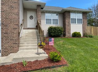 3760 N Spring Brooke Ave, Springfield, MO 65803