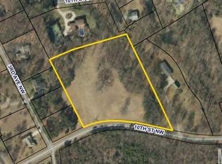 210 10th St NW, Conover, NC 28613