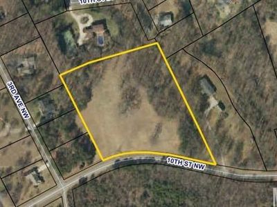 210 10th St NW, Conover, NC, 28613
