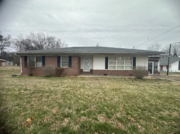 434 Wall St, Yanceyville, NC 27379