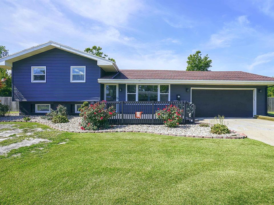 1st image of 51925 Clearwater Ct