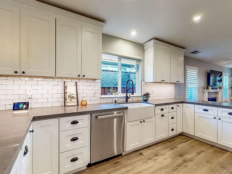1609 Hopper Ave — Photo 7