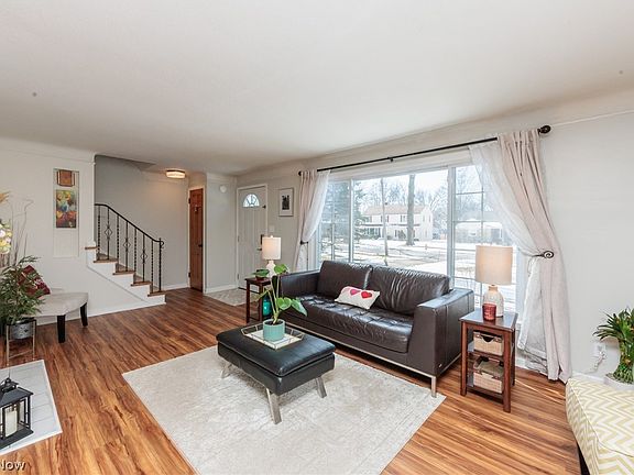 3rd image of 1409 Ford Rd