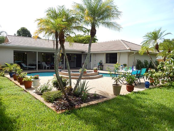 2nd image of 1124 NW 114th Ave
