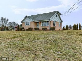29 Middle Spring Rd, Shippensburg, PA 17257