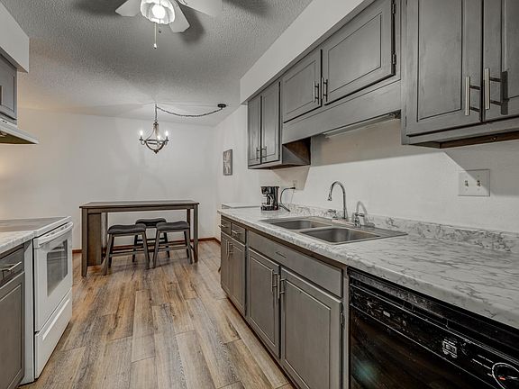 3rd image of 4400 S Poplar St Unit 204