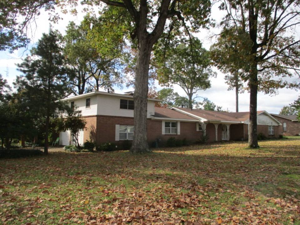 1st image of 1201 Brownwood St