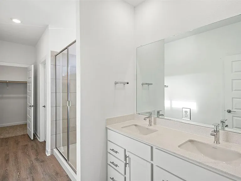 7911 Linda Michelle Ln — Photo 18