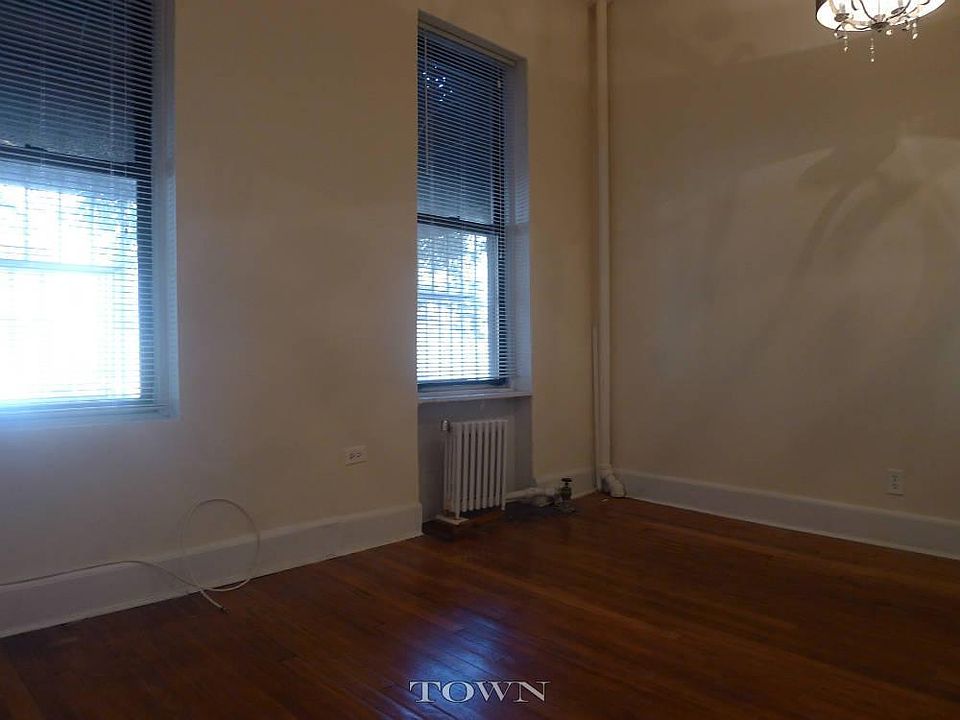 1st image of 204 E 75th St APT 1A