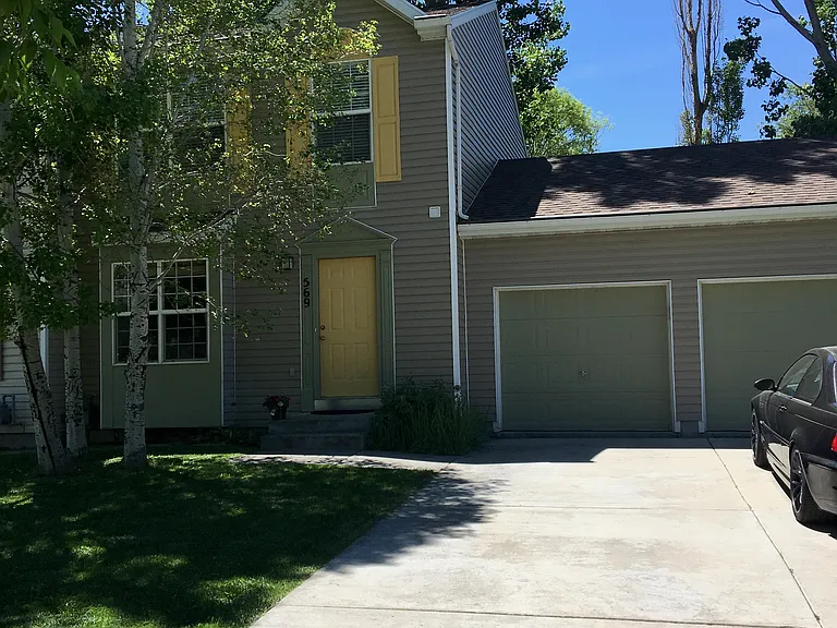 569 N 200 W — Photo 24