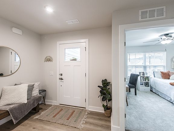 4th image of 2820 Thornton Grove Blvd