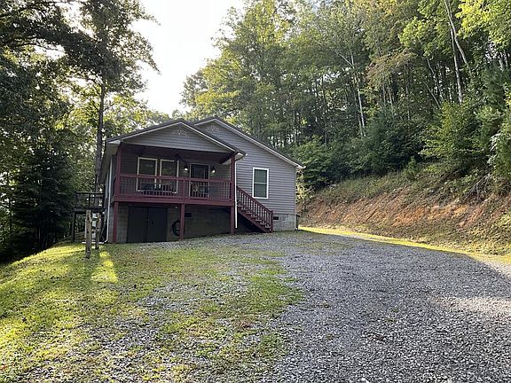 2nd image of 1940 Bolt Rd