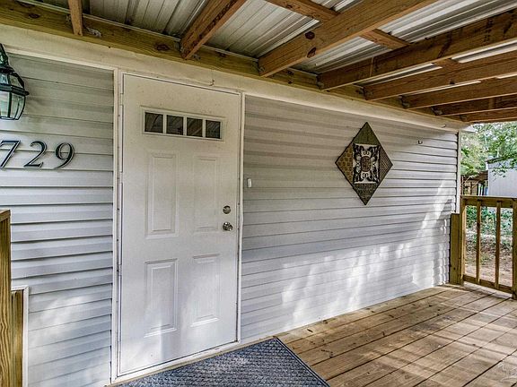 3rd image of 3729 Legend Creek Dr