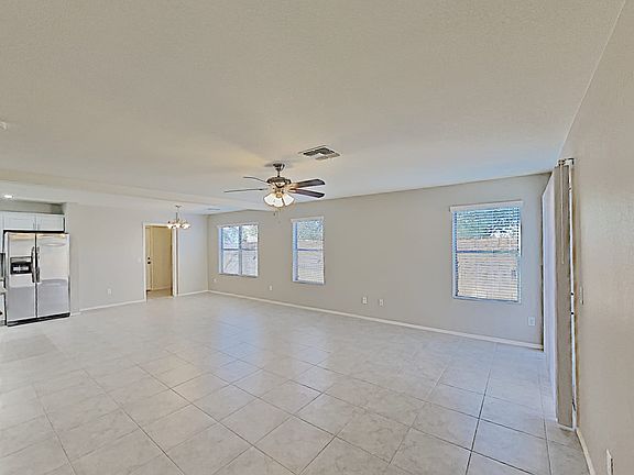 5th image of 2126 S Shelby Dr