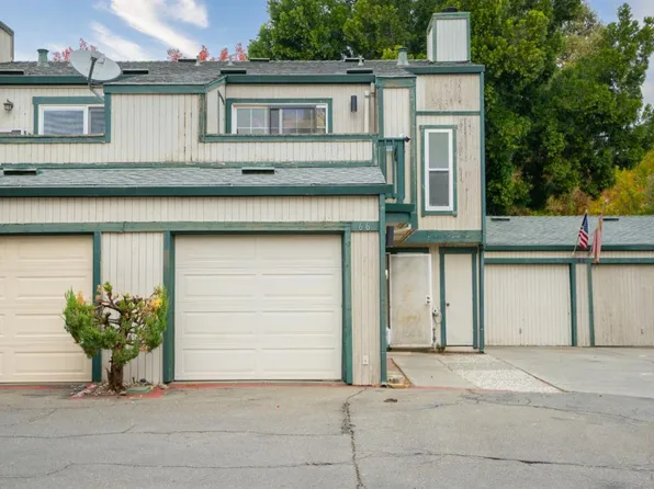 299 Shasta Drive #66, Vacaville, CA 95687