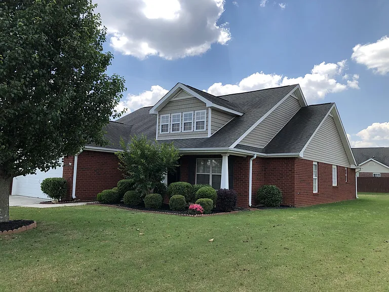 115 High Green Dr — Photo 2