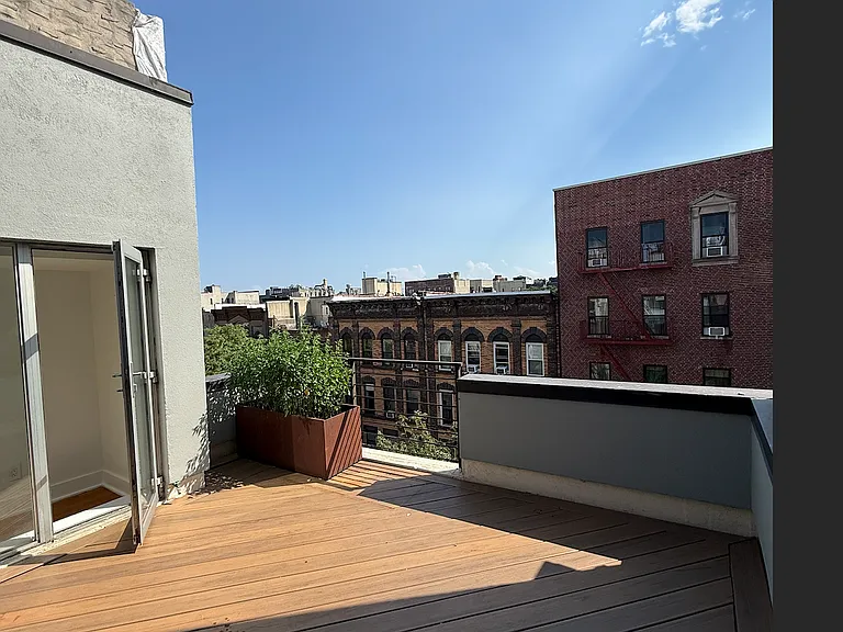 351 S 3rd St #4A — Photo 8
