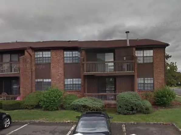 141-F Beverly Hill Ter, Woodbridge, NJ 07095