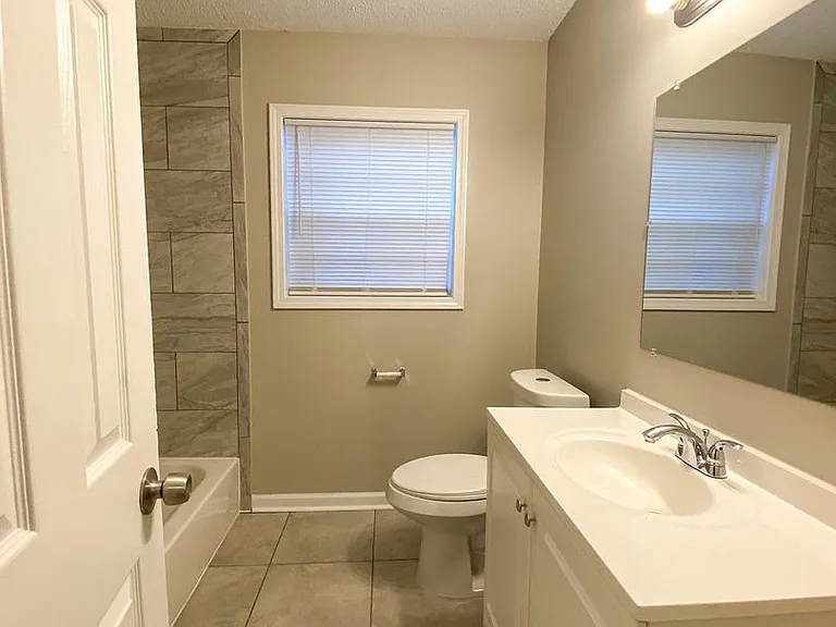 4454 Kimball Ave — Photo 17