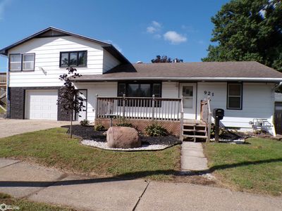 921 S 10th Ave, Marshalltown, IA, 50158