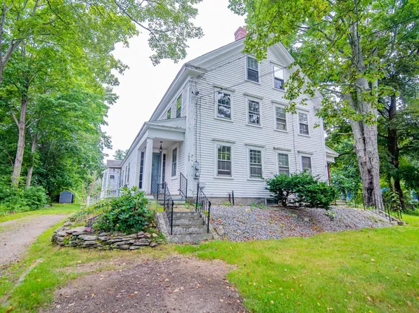 186 Main St, Kingston, NH 03848