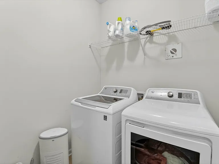 539 Brightleaf Cir — Photo 32