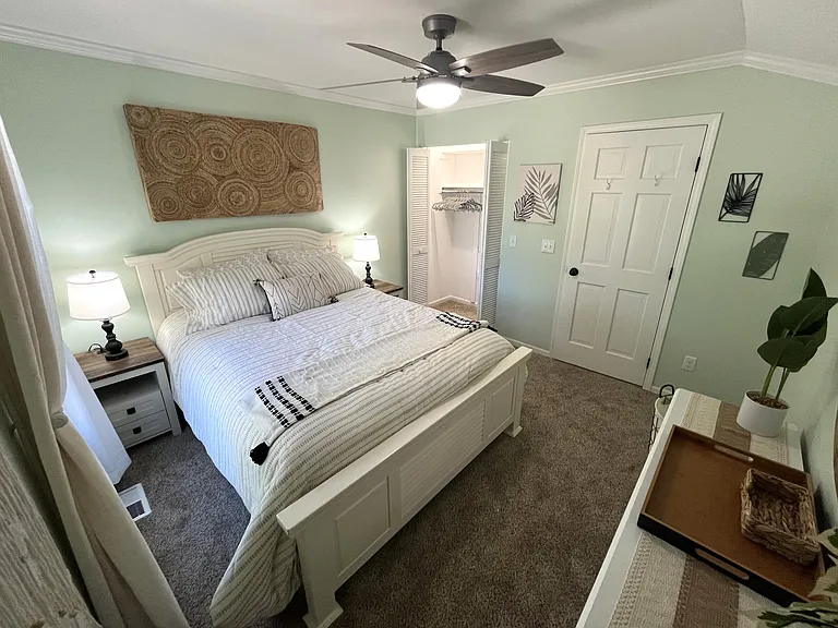 6220 Crofton Dr — Photo 18