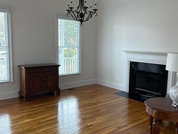 3rd image of 5100 Fernwood Drive