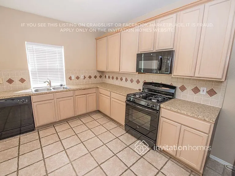 7704 Cresswell Dr — Photo 7