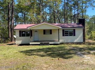 17462 Camellia St, Kiln, MS 39556
