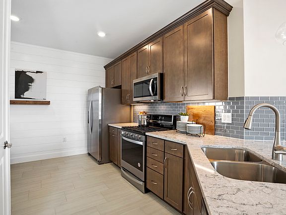 ideal new home layout for an attached villa