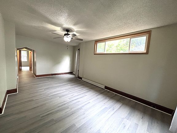 3rd image of 1811 Weston Ave #1