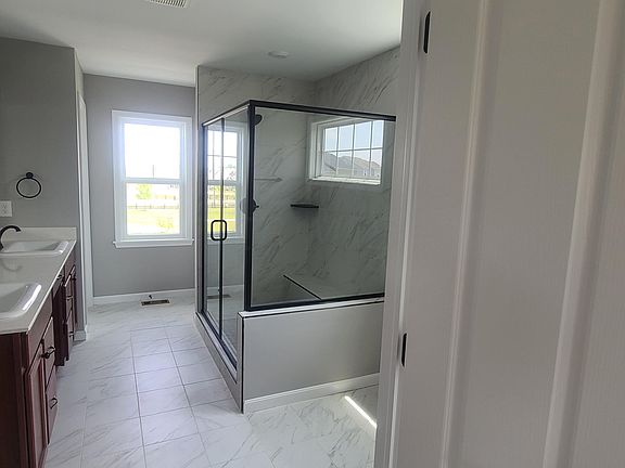 5th image of 11543 Poppyseed Dr