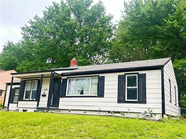 7239 Tracy Ave, Kansas City, MO 64131