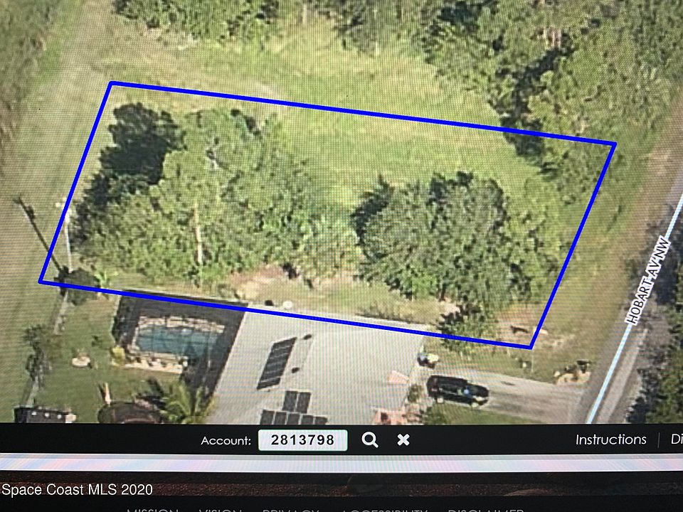 1st image of 500 Hobart Ave NW