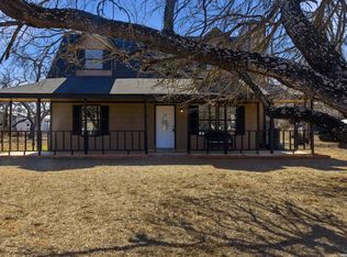 910 Cypress, Jourdanton, TX 78026