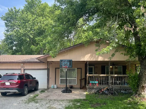 110 E Huffman St, Meriden, KS 66512